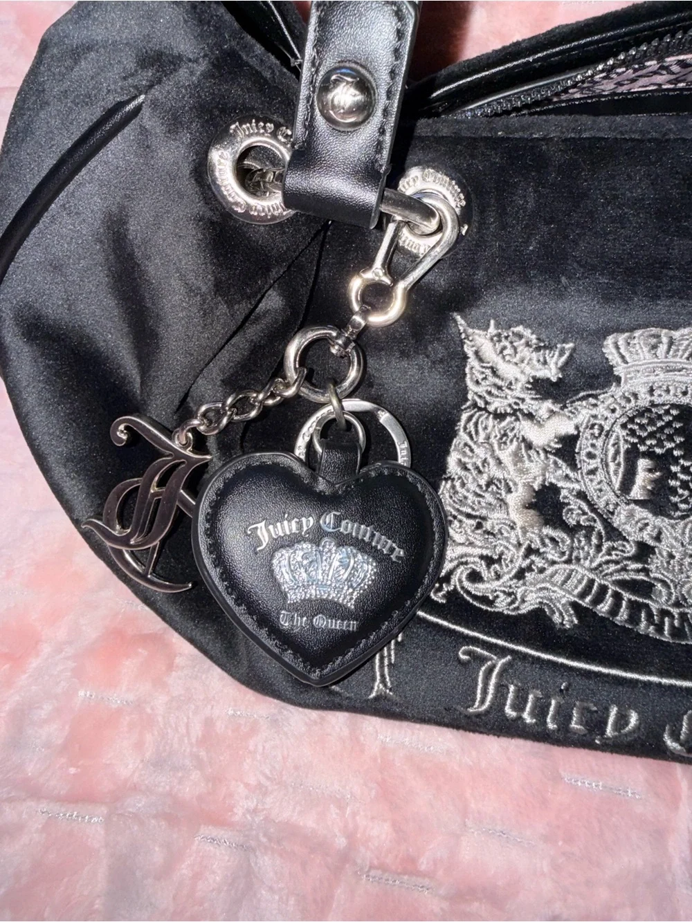 Juicy Couture Black Silver Twig Dog Dumpling / Hobo Bag ! NWOT ! - Picture 7 of 7